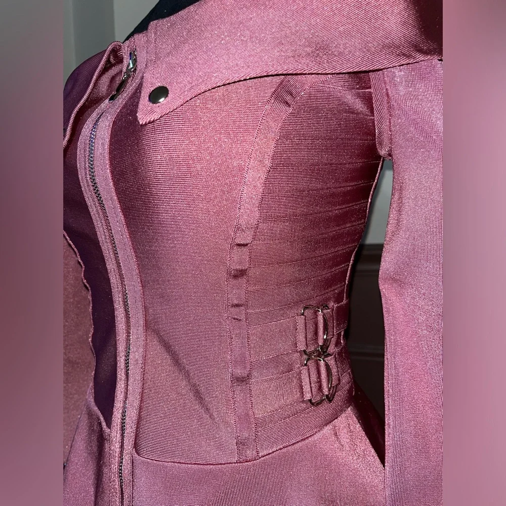 NWT-WOW Couture long sleeve top - Picture 3 of 11